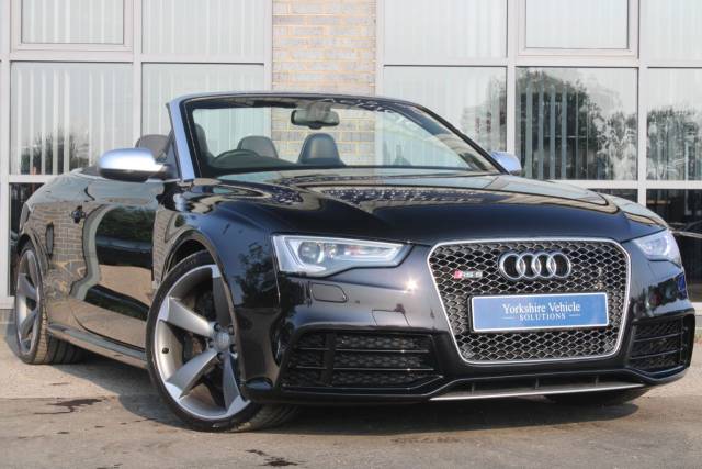 Audi RS5 4.2 FSI Quattro 2dr S Tronic Convertible Petrol Black