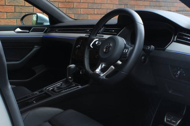 2019 Volkswagen Arteon 2.0 R-LINE Business Fastback