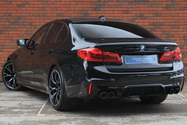 2019 BMW M5 4.4 M5 4dr DCT [Competition Pack]