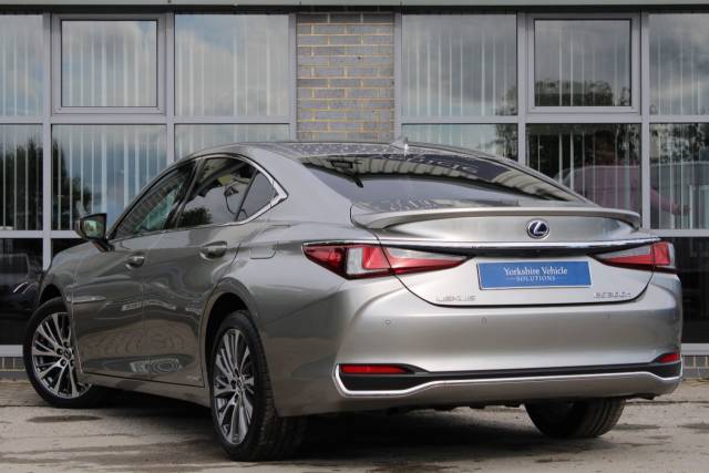 2019 Lexus ES 2.5 300h ES E-CVT (s/s) 4dr