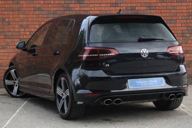 2016 Volkswagen Golf 2.0 TSI R 5dr DSG