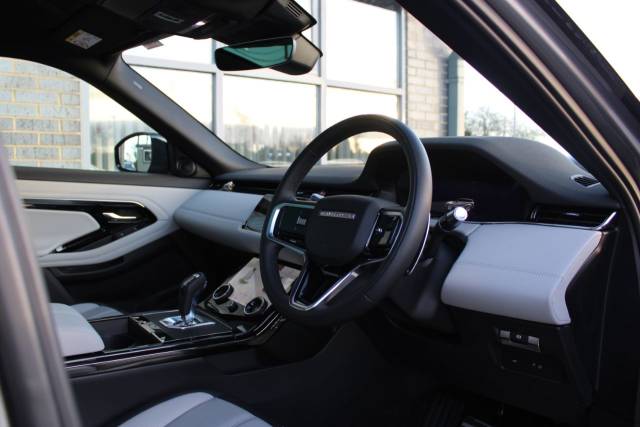 2021 Land Rover Range Rover Evoque 2.0 D200 MHEV R-Dynamic SE Auto 4WD (s/s) 5dr