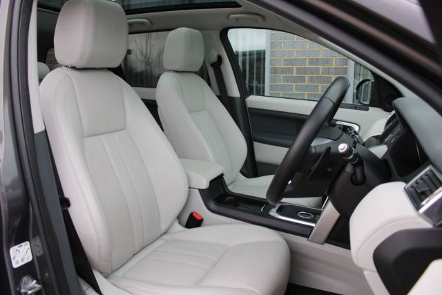 2016 Land Rover Discovery Sport 2.0 TD4 HSE Black Auto 4WD (s/s) 5dr