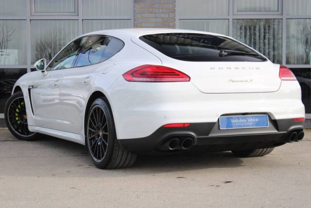 2016 Porsche Panamera 3.0 V6 E-Hybrid S Tiptronic S 5dr