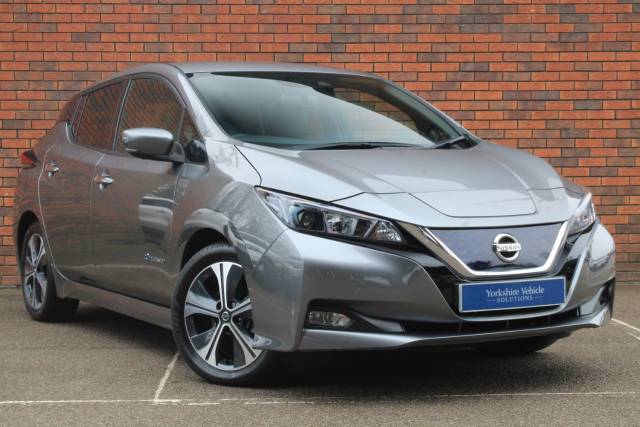 Nissan Leaf 40kWh N-Connecta Auto 5dr Hatchback Electric Grey