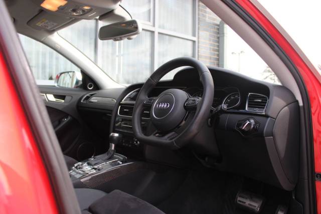 2015 Audi RS4 Avant 4.2 FSI V8 S Tronic quattro 5dr