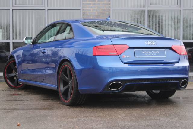 2015 Audi RS5 4.2 FSI V8 S Tronic quattro 2dr