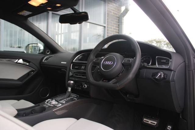 2014 Audi RS5 4.2 FSI V8 S Tronic quattro 2dr