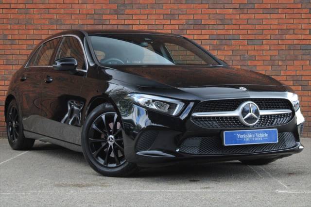 Mercedes-Benz A Class 1.3 A200 Sport Euro 6 (s/s) 5dr Hatchback Petrol Black