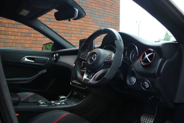 2017 Mercedes-Benz CLA 2.0 CLA45 AMG Coupe SpdS DCT 4MATIC Euro 6 (s/s) 4dr