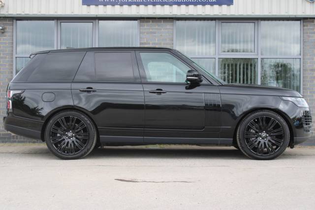 2021 Land Rover Range Rover 3.0 D300 MHEV Westminster Black Auto 4WD (s/s) 5dr