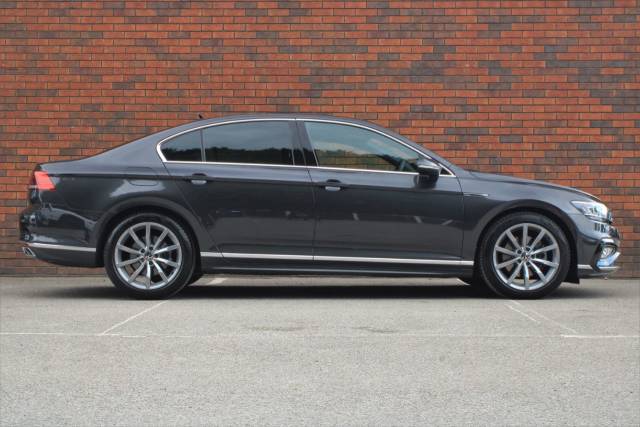 2021 Volkswagen Passat 2.0 TDI EVO R-Line DSG Euro 6 (s/s) 4dr