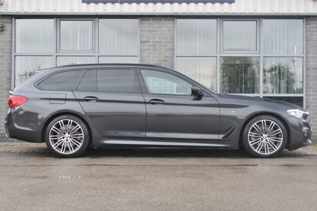 2020 BMW 5 Series 2.0 520d MHT M Sport Touring Auto Euro 6 (s/s) 5dr