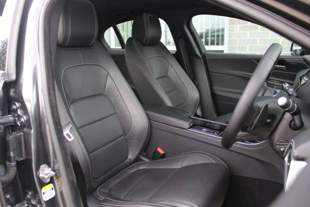 2016 Jaguar XE 3.0 V6 S Auto Euro 6 (s/s) 4dr