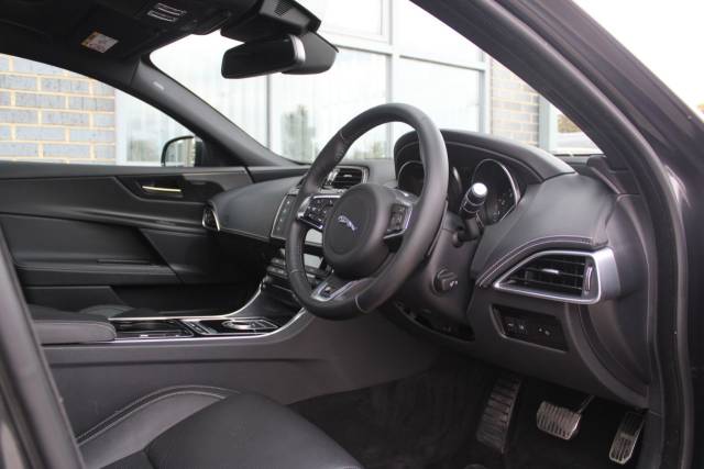 2016 Jaguar XE 3.0 V6 S Auto Euro 6 (s/s) 4dr