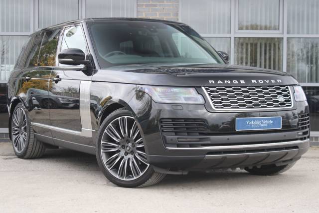 Land Rover Range Rover 3.0 SD V6 Vogue Auto 4WD Euro 6 (s/s) 5dr Four Wheel Drive Diesel Black