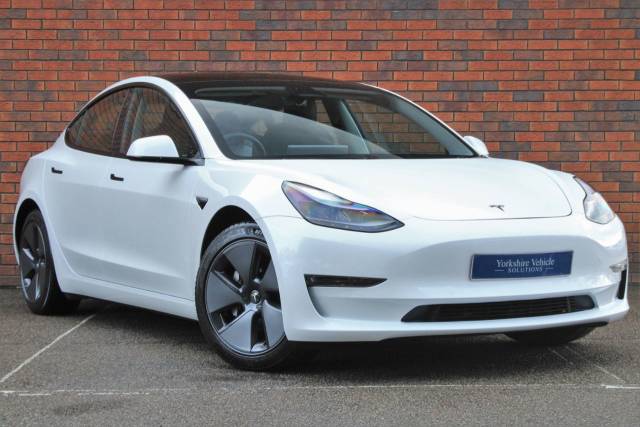 Tesla Model 3 (Dual Motor) Long Range Auto 4WDE 4dr Saloon Electric White