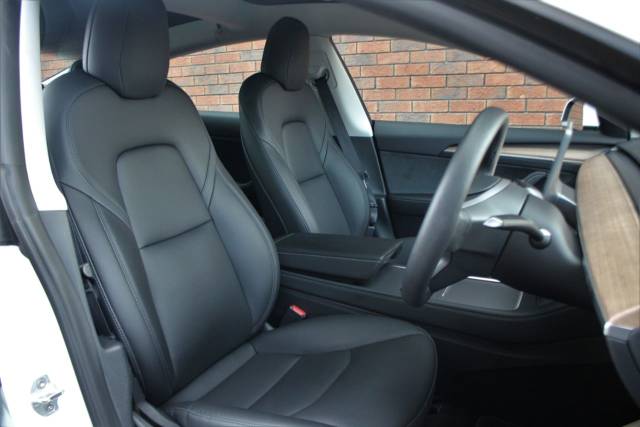 2021 Tesla Model 3 (Dual Motor) Long Range Auto 4WDE 4dr