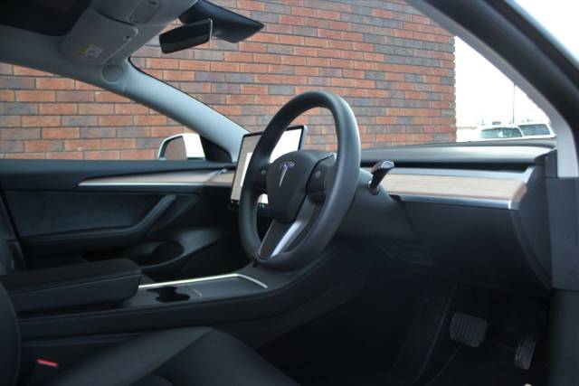 2021 Tesla Model 3 (Dual Motor) Long Range Auto 4WDE 4dr