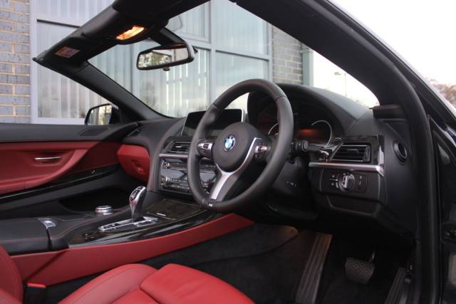 2015 BMW 6 Series 4.4 650i V8 M Sport Auto Euro 6 (s/s) 2dr