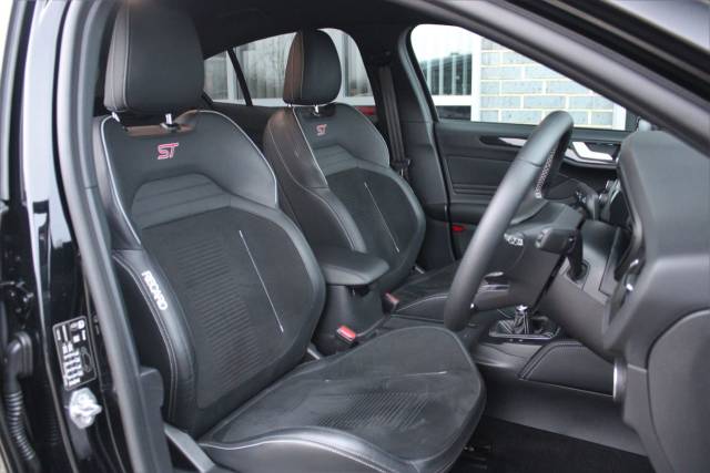2019 Ford Focus 2.3T EcoBoost ST Euro 6 (s/s) 5dr