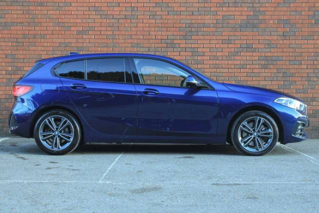 2020 BMW 1 Series 2.0 120d Sport Auto xDrive Euro 6 (s/s) 5dr