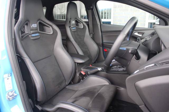 2017 Ford Focus RS 2.3T EcoBoost RS AWD Euro 6 (s/s) 5dr