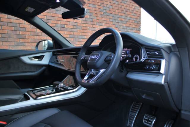 2019 Audi Q8 3.0 TDI V6 50 S line Tiptronic quattro Euro 6 (s/s) 5dr