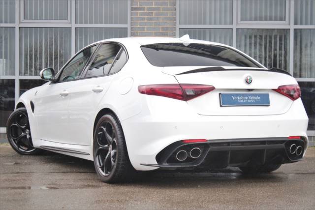 2017 Alfa Romeo Giulia 2.9 V6 Bi-Turbo Quadrifoglio Auto Euro 6 (s/s) 4dr
