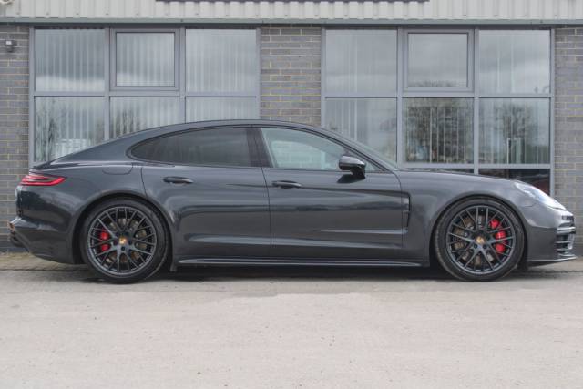 2017 Porsche Panamera 4.0T V8 Turbo PDK 4WD Euro 6 (s/s) 5dr