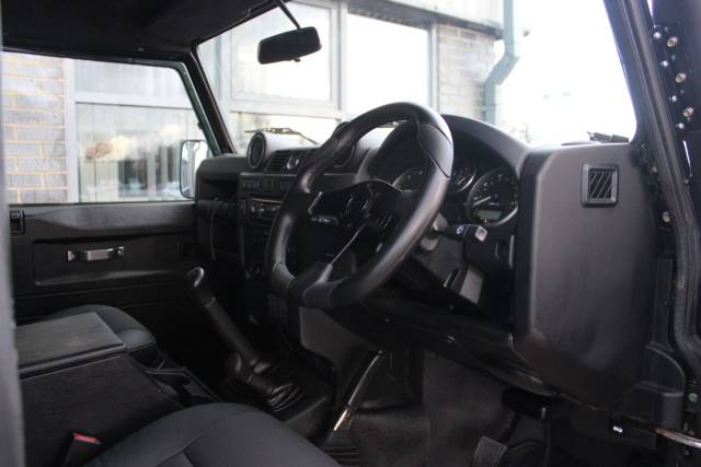 2014 Land Rover Defender 90 2.2 TDCi Hard Top 4WD SWB Euro 5 3dr