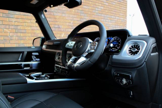 2022 Mercedes-Benz G 63 AMG 4.0 G63 V8 BiTurbo AMG SpdS+9GT 4WD Euro 6 (s/s) 5dr