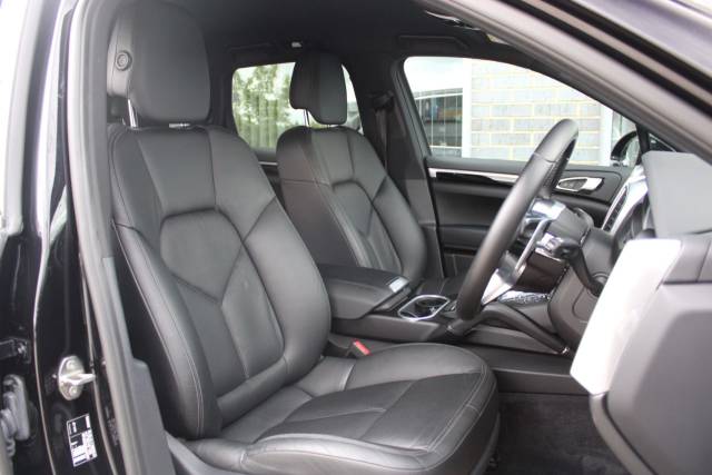 2015 Porsche Cayenne 3.0 PiH V6 S TiptronicS 4WD Euro 6 (s/s) 5dr