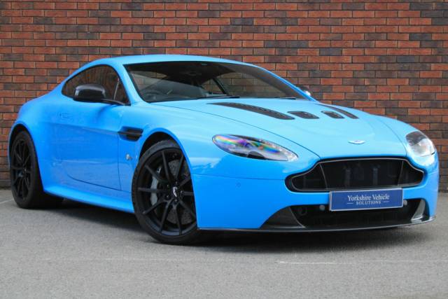 Aston Martin Vantage 6.0 V12 S Sportshift Euro 5 2dr (Euro 5) Coupe Petrol Blue