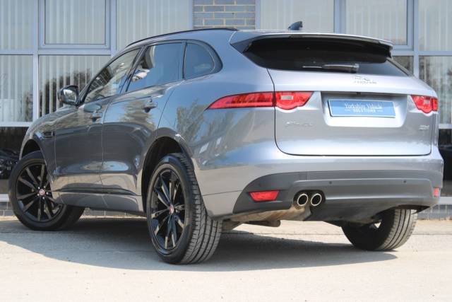 2019 Jaguar F-Pace 2.0 D180 Chequered Flag Auto AWD Euro 6 (s/s) 5dr