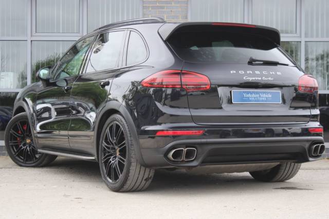 2014 Porsche Cayenne 4.8T V8 Turbo TiptronicS 4WD Euro 6