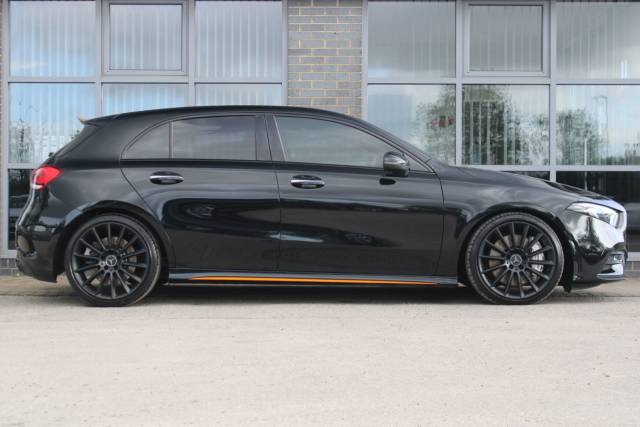 2019 Mercedes-Benz A Class 2.0 A35 AMG (Premium) SpdS DCT 4MATIC Euro 6 (s/s) 5dr
