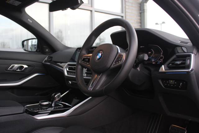 2020 BMW 3 Series 2.0 330e 12kWh M Sport Plus Edition Auto Euro 6 (s/s) 4dr