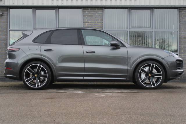 2019 Porsche Cayenne 4.0T V8 Turbo TiptronicS 4WD Euro 6 (s/s) 5dr