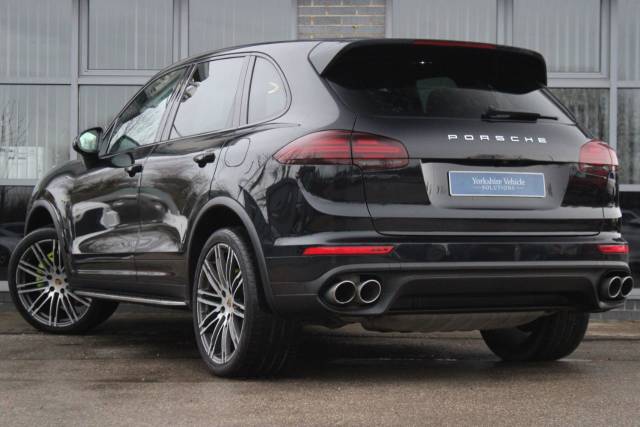 2015 Porsche Cayenne 3.0 V6 E-Hybrid S TiptronicS 4WD Euro 6 (s/s) 5dr