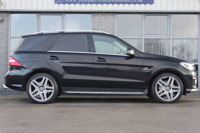 2014 Mercedes-Benz ML 63 AMG 5.5 ML63 V8 AMG SpdS+7GT 4WD Euro 5 (s/s) 5dr