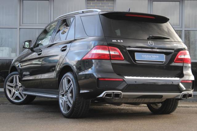 2014 Mercedes-Benz ML 63 AMG 5.5 ML63 V8 AMG SpdS+7GT 4WD Euro 5 (s/s) 5dr