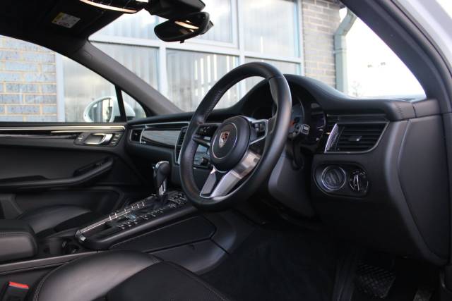 2016 Porsche Macan 3.0 TD V6 S PDK 4WD Euro 6 (s/s) 5dr