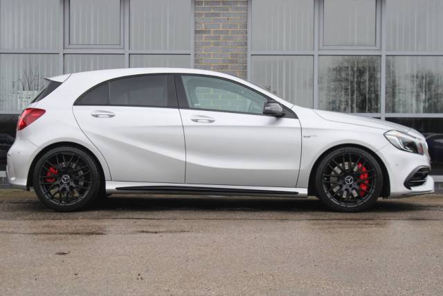 2016 Mercedes-Benz A 45 2.0 A45 AMG (Premium) SpdS DCT 4MATIC Euro 6 (s/s) 5dr