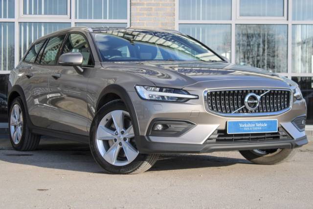 Volvo V60 Cross Country 2.0 D4 Auto AWD Euro 6 (s/s) 5dr Estate Diesel Grey
