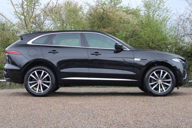 2022 Jaguar F-Pace 2.0 D200 MHEV R-Dynamic SE Auto AWD Euro 6 (s/s) 5dr