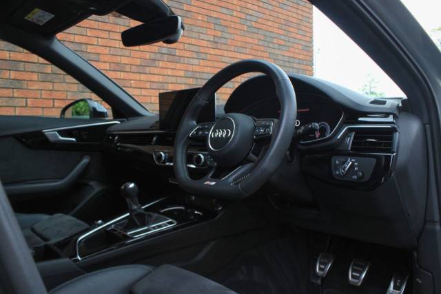 2020 Audi A4 Avant 2.0 TFSI 35 Black Edition Euro 6 (s/s) 5dr