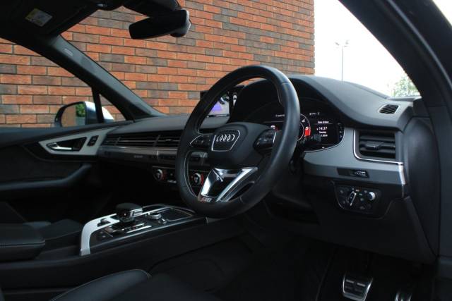 2017 Audi SQ7 4.0 TDI V8 Tiptronic quattro Euro 6 (s/s) 5dr