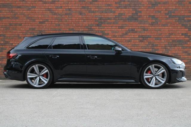 2018 Audi RS4 Avant 2.9 TFSI V6 Carbon Edition Tiptronic quattro Euro 6 (s/s) 5dr