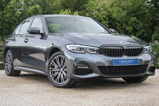 BMW 3 Series 2.0 330e 12kWh M Sport Auto Euro 6 (s/s) 4dr Saloon Petrol / Electric Hybrid Grey